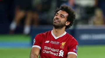 صدمة لعشاق ليفربول.. محمد صلاح يزيل صورة وجملة لاعب من حساباته الرسمية